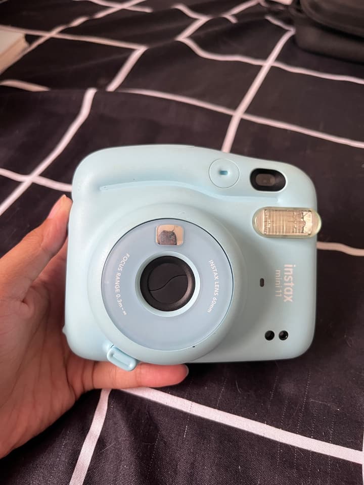 Камера Instax mini11