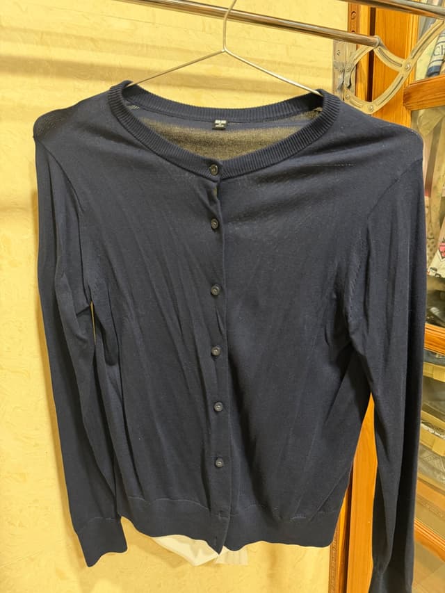 เสื้อคาร์ดิแกน Uniqlo