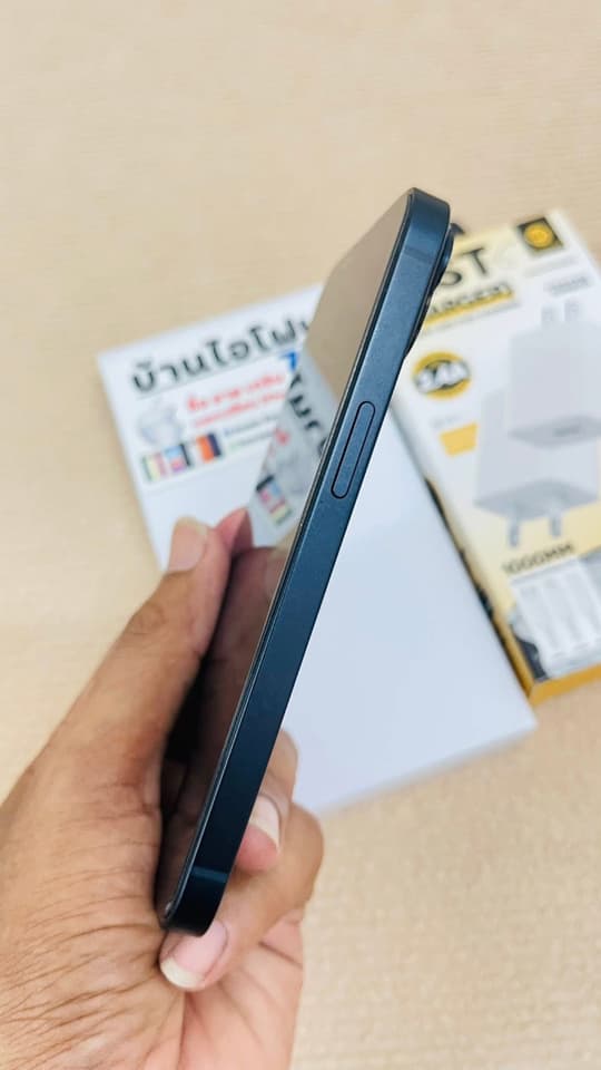 iPhone 14