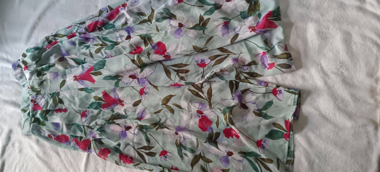 กางเกงกระโปรงผ้าชีฟองลายดอกไม้ สีเขียวมิ้นท์