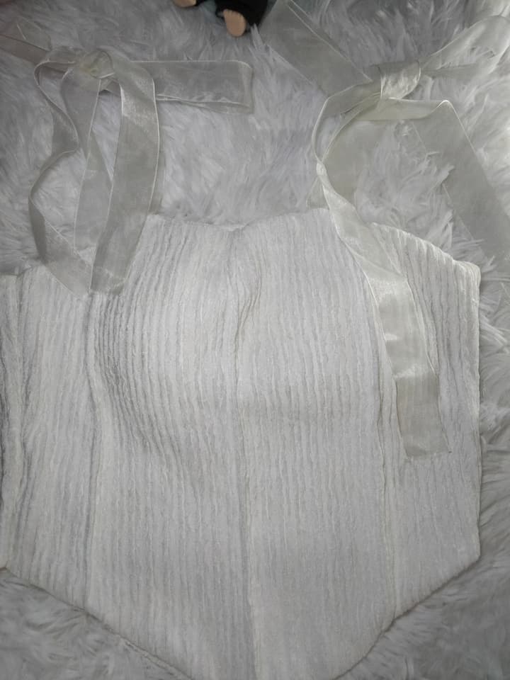 เสื้อแฟชั่นสีขาวสวยๆ