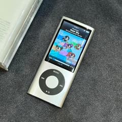 iPod Nano 5 16 ГБ - image blurred placeholder