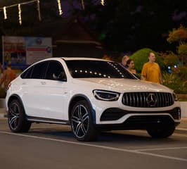 GLC 43 AMG - image blurred placeholder
