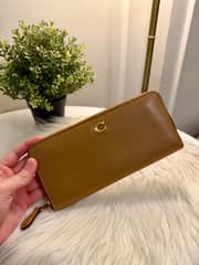 Кошелек Coach - image blurred placeholder