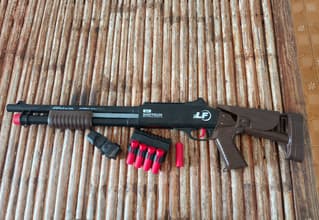 Игрушечный бластер Nerf - image blurred placeholder