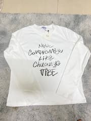 เสื้อยืดแขนยาว - image blurred placeholder