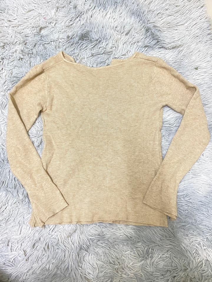 เสื้อแขนยาวครอปรัดรูป