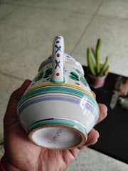 เหยือกเซรามิกมาโจลิกาทำมือ San Gimignano Italy - image blurred placeholder