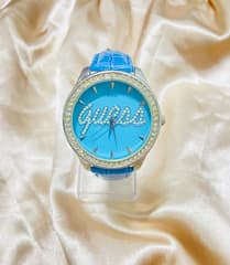 Оригинальные часы GUESS б/у - image blurred placeholder