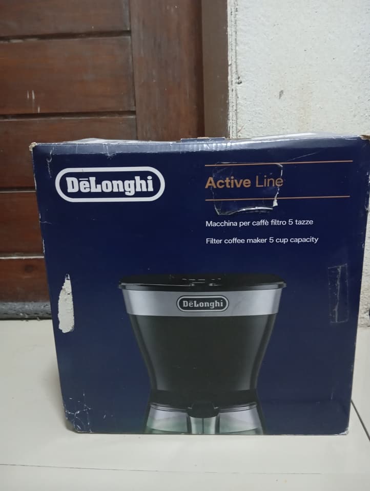 кофемашина DELONGHI