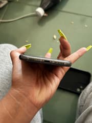 iPhone 11 64GB - image blurred placeholder