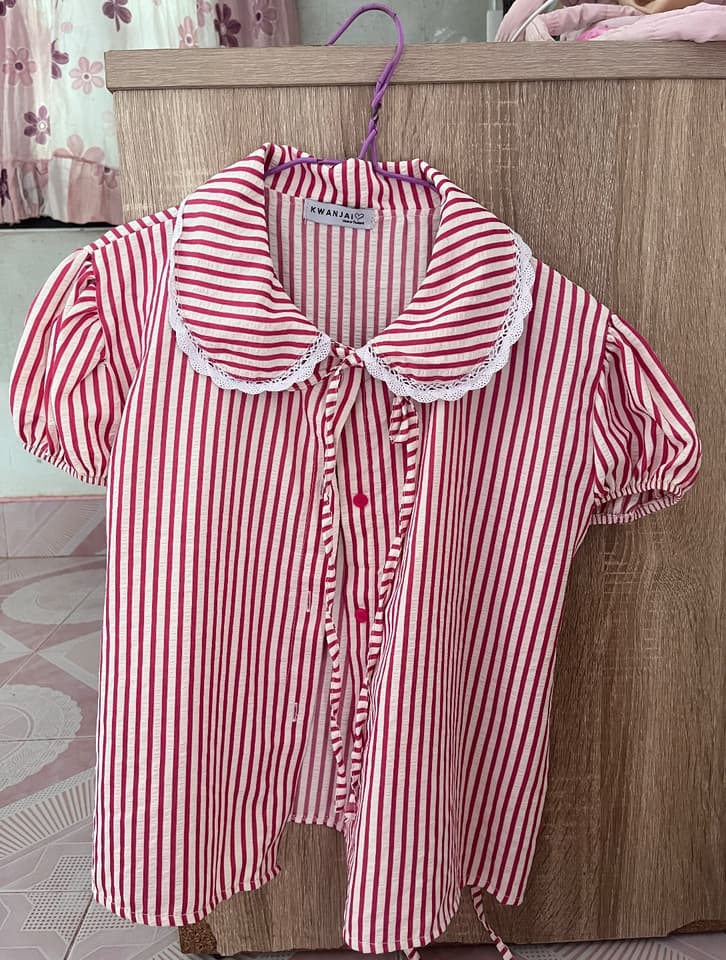 เสื้อแขนตุ๊กตา ลายทาง สีขาวแดง