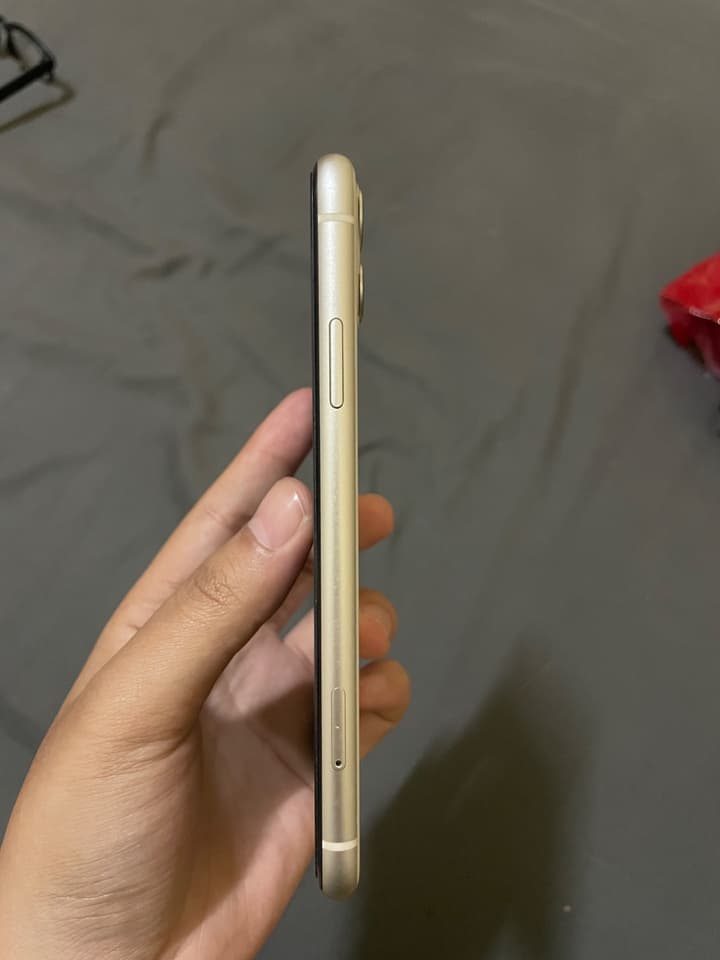 iPhone 11 64GB