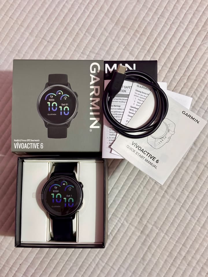 Часы Garmin vívoactive 6, в хорошем состоянии, полностью исправны, есть небольшие следы использования