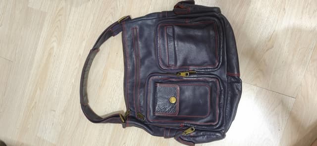 กระเป๋าหนัง Marc Jacobs