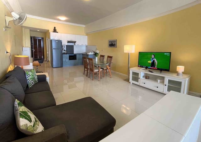 C1423 Large Studio for Rent & Sale | Jomtien Complex Condotel