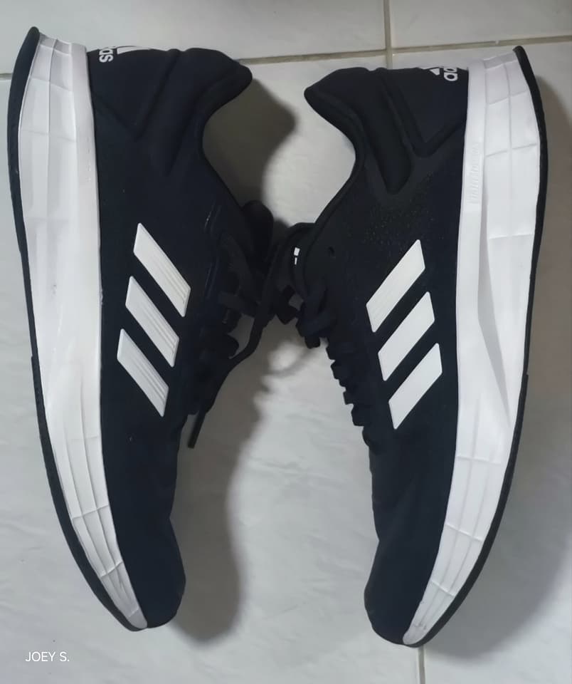 Женские кроссовки Adidas LightMotion