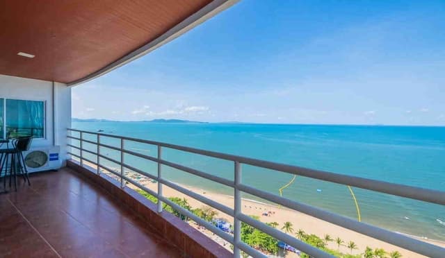 คอนโดหัวมุมติดชายหาดให้เช่า | View Talay 8