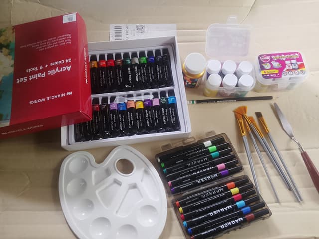 ชุดอุปกรณ์วาดงานศิลปะ