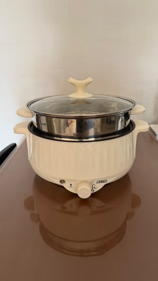 หม้อสุกี้พร้อมซึ้ง OTTO 1.5 ลิตร รุ่น SP-306A สีครีม