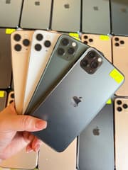 iPhone 11 Pro Max 64GB б/у - image blurred placeholder