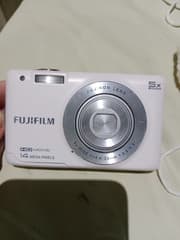 Цифровая камера Fujifilm FinePix JX Series, белая - image blurred placeholder