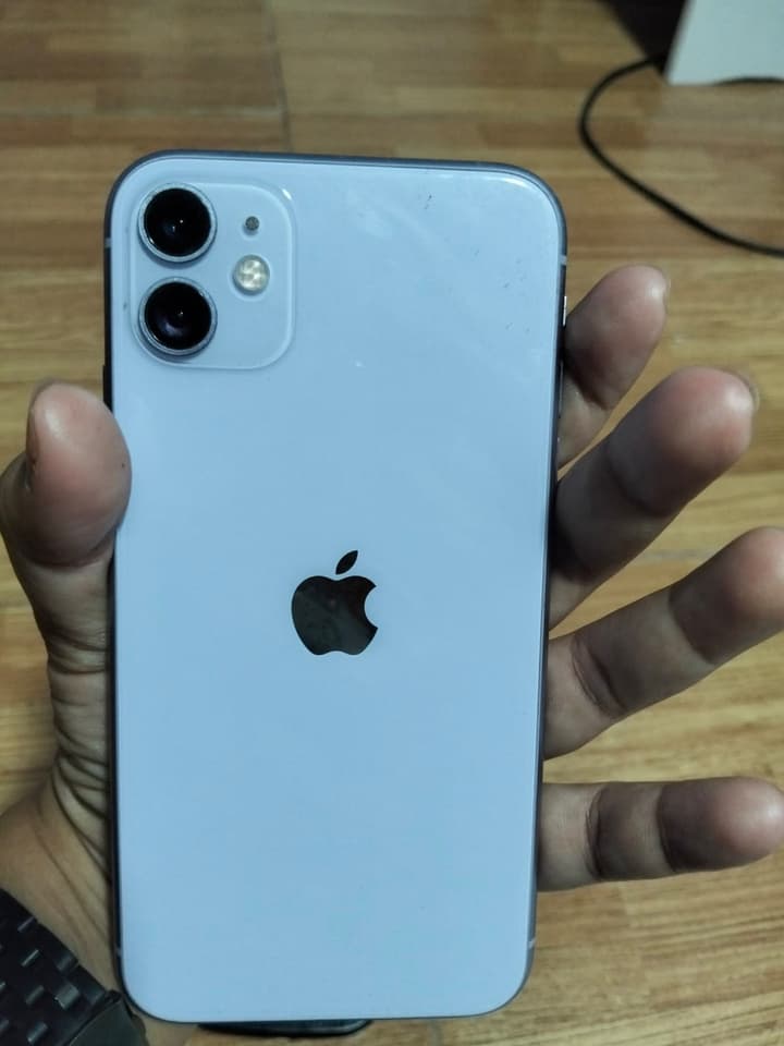 iPhone 11