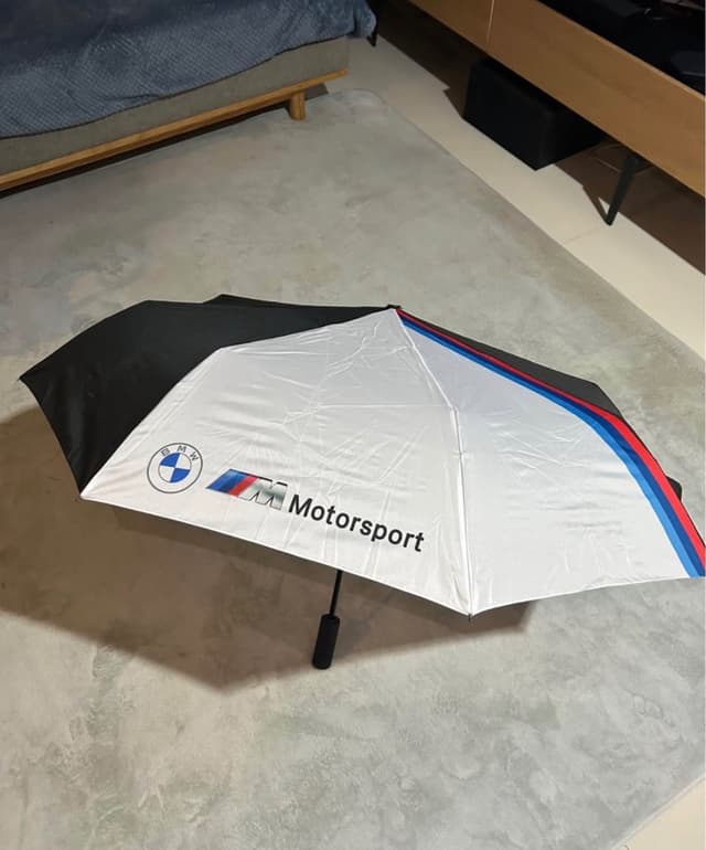 ร่มพับ BMW ขายเป็นคู่