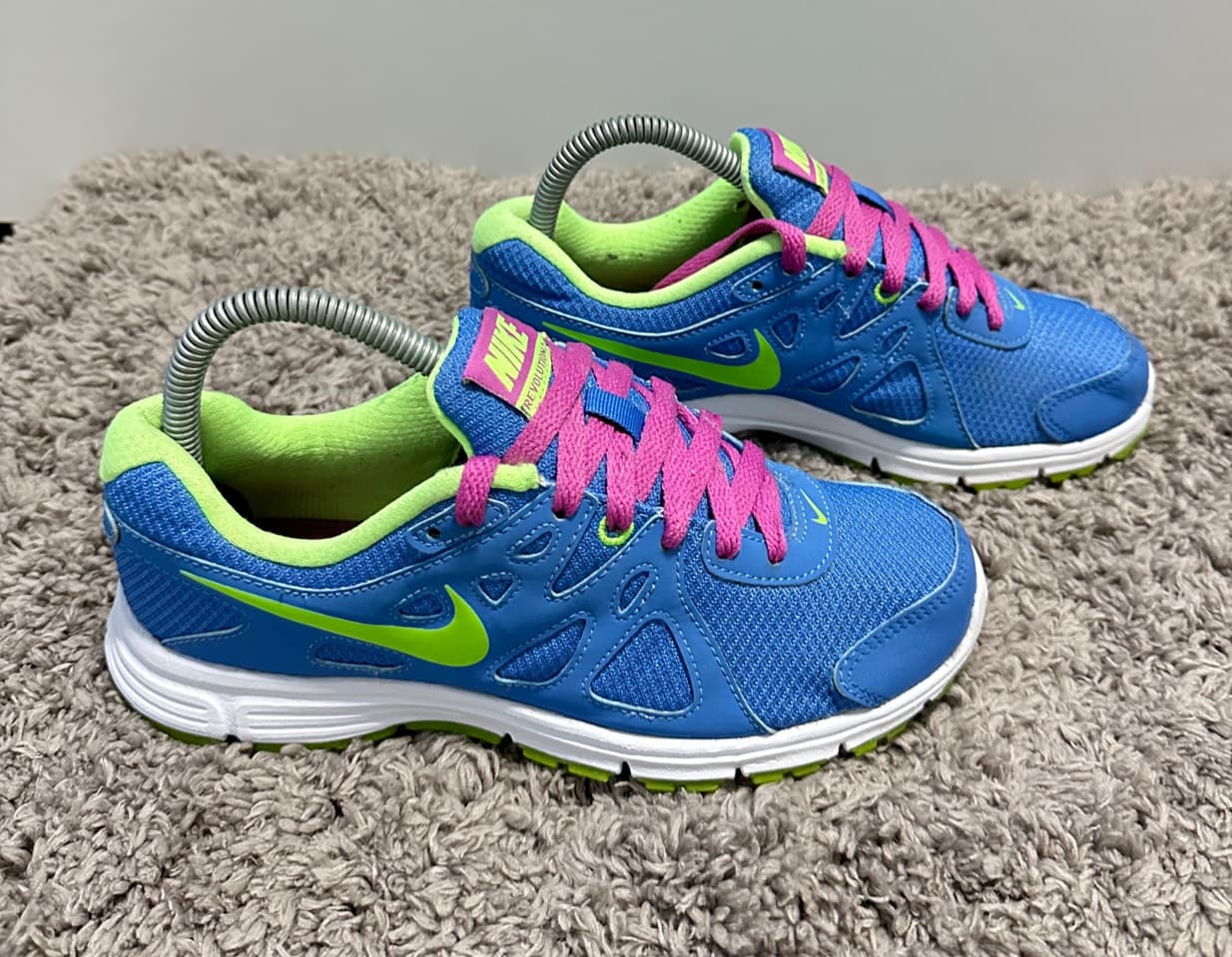 Кроссовки Nike Revolution 2 blue/green для бега, размер 36.5/23 см, б/у, как новые