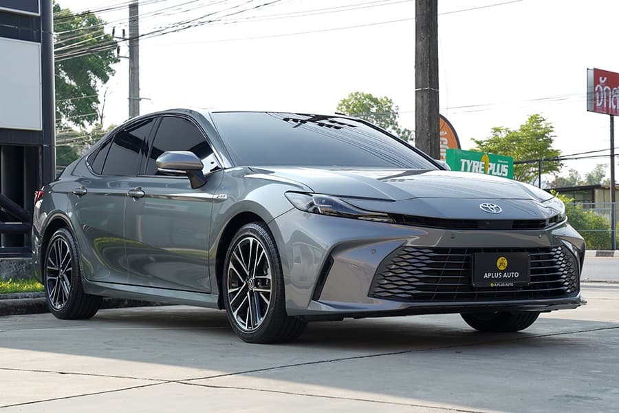 TOYOTA CAMRY HEV Премиум Люкс 2.5AT 2024