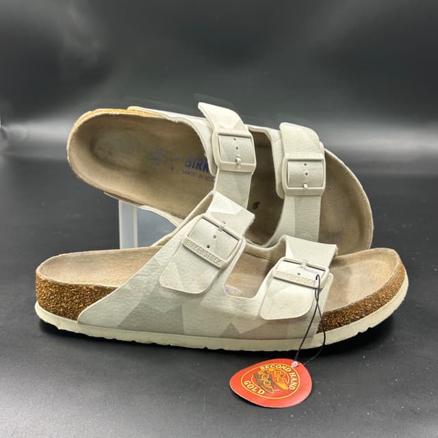 รองเท้า Birkenstock ขนาด 40/26 ซม. พื้นสึก