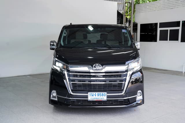 TOYOTA HIACE MAJESTY 2.8 GRANDE AT 2019