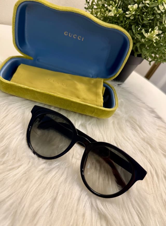 Gucci sunglasses
