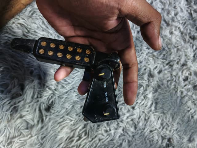 Mr.Click Acoustic Guitar Pickup with Aux Cable