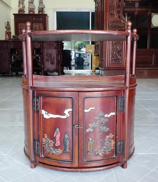 Antique Chinese tea brewing cabinet/table with cup storage