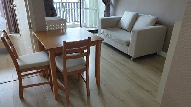 Cool and comfortable condo for sale, Lat Phrao 19