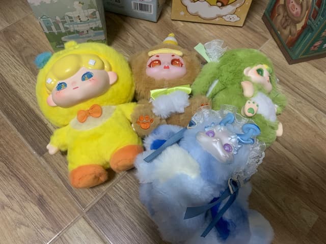 ตุ๊กตากล่องสุ่ม ขายเหมา 4 ตัว