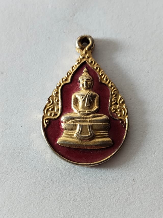 Luang Pho Sothon Coin, Wat Sothon Wararam Worawihan, Chachoengsao Province, Red Enamel Teardrop Shape