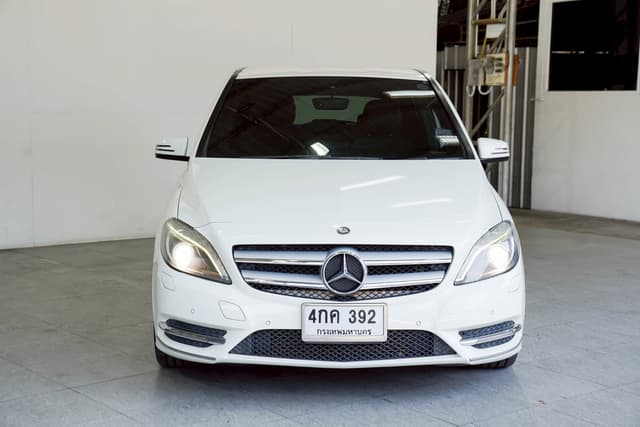 Mercedes Benz B200 2013