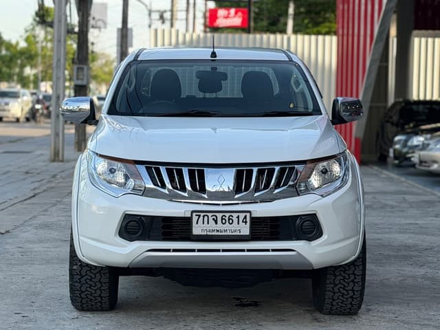 Mitsubishi Triton Plus