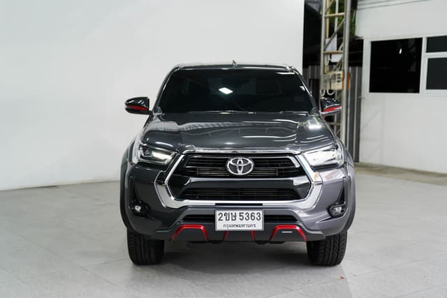 Toyota HILUX REVO ปี 2022