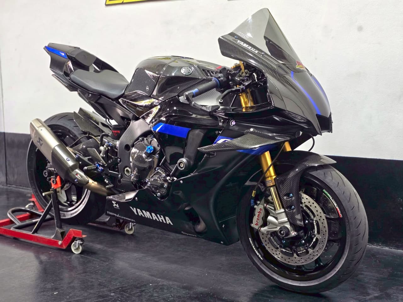 Yamaha R1 2019 года