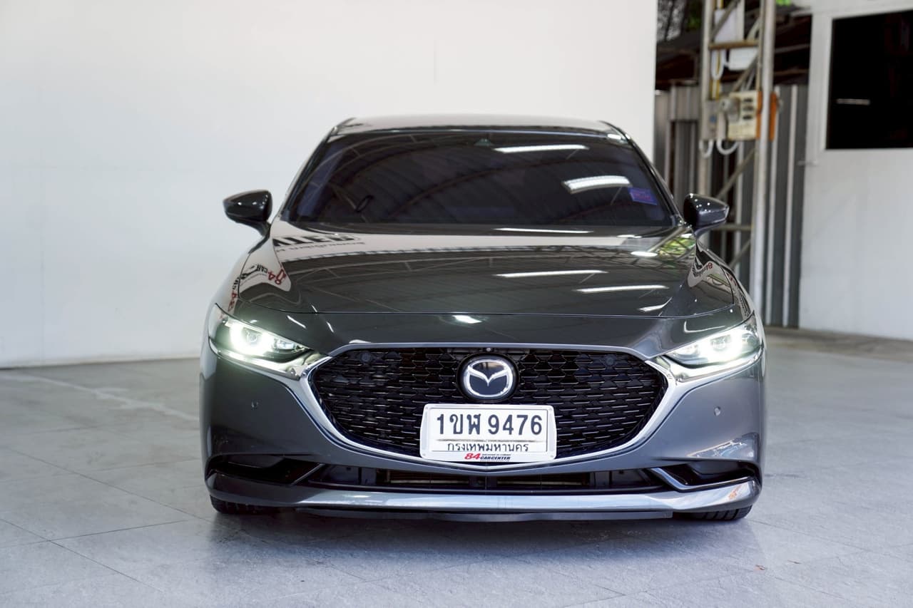 Mazda 3 2019 года
