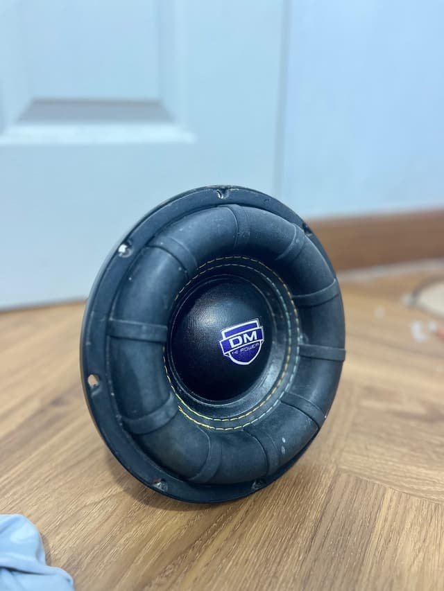 ดอกลำโพงซับวูฟเฟอร์ DM Hi-Power รุ่น DM-800B ขนาด 8 นิ้ว