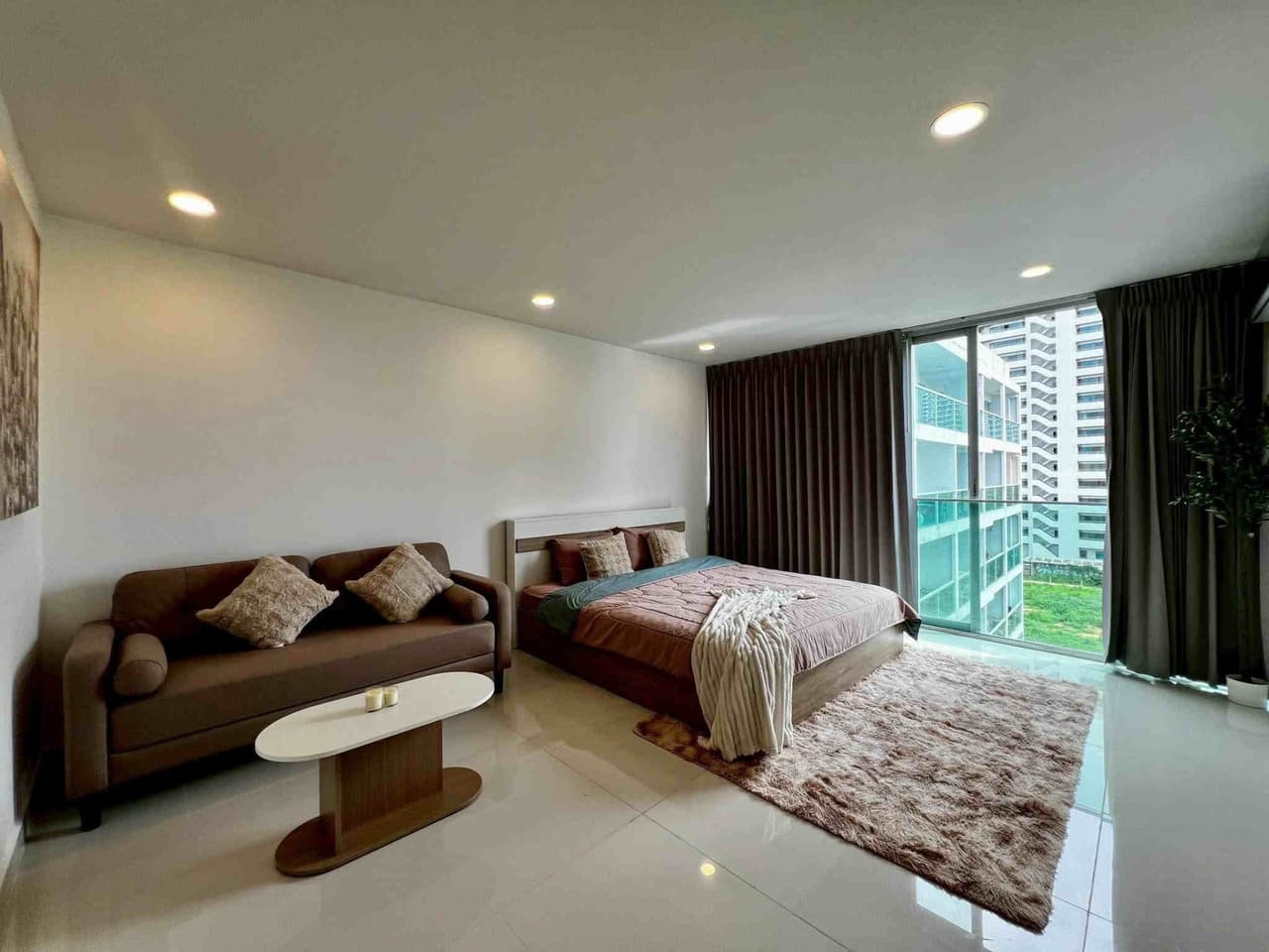 C1461 Продажа кондоминиума Club Royal Condominium, студия