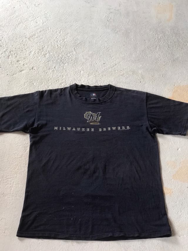 เสื้อยืดมือสอง Milwaukee Brewers
