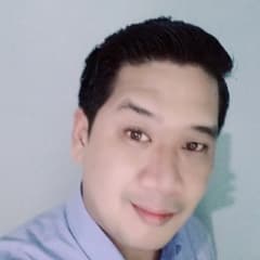 ปลั๊ก อธิคม avatar