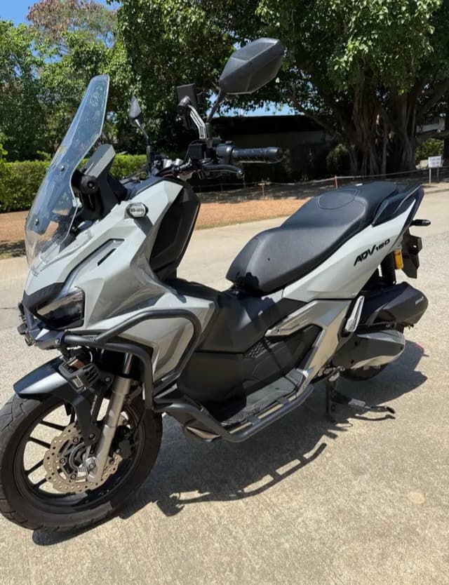 มอเตอร์ไซค์ Honda ADV160
