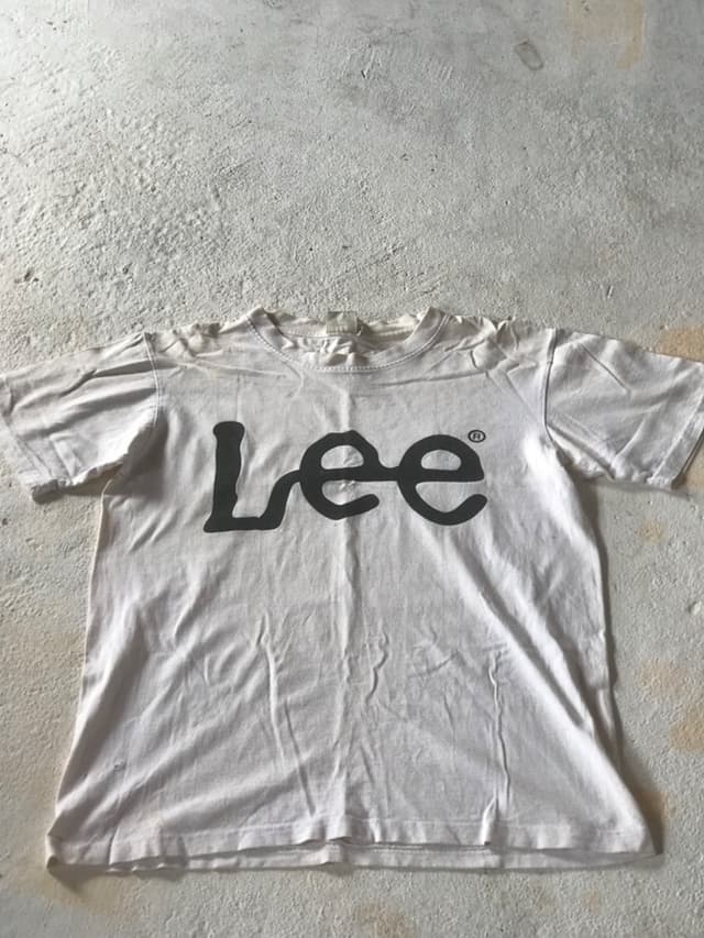 เสื้อยืดมือสอง Lee สีขาว