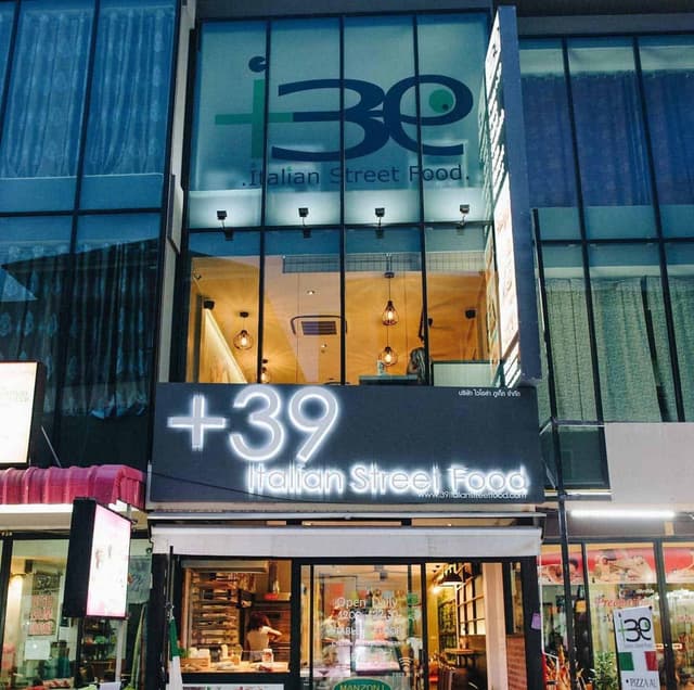 +39 อาหารสตรีทฟู้ดอิตาเลียน Kata และ Nai Harn | ความสำเร็จที่พิสูจน์แล้ว